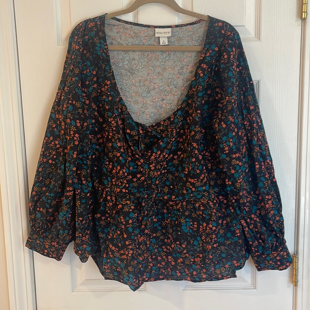 Ava and Viv 1X Blouse navy blue floral
